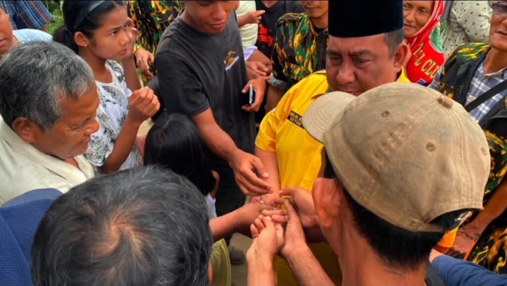 bakti sosial